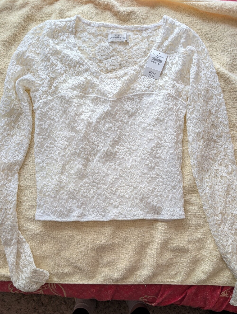 Abercrombie & Fitch NWT White Lace Long Sleeve Crop Top Y2K Coquette - S